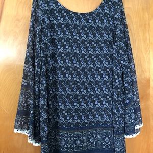 Bell sleeve mini dress